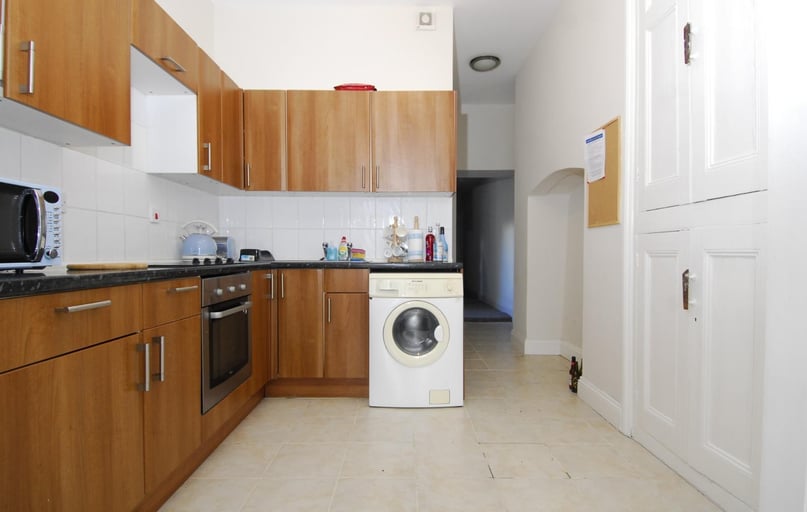 6 Lockyer Road,, Peverell, Plymouth - Image 1